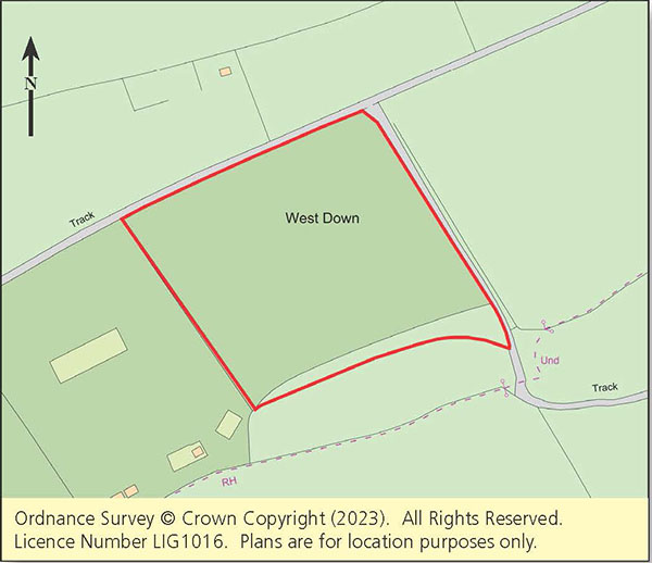 Lot: 120 - APPROXIMATELY 2.4 ACRE PADDOCK - 